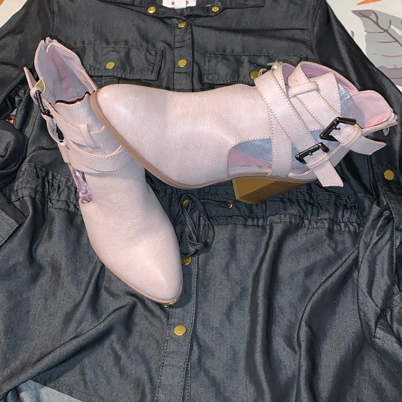 A Rider Girl Bell 02 Cut Out Double Buckle Strappy Heeled Ankle Boots Blush Pink - Picture 4 of 16